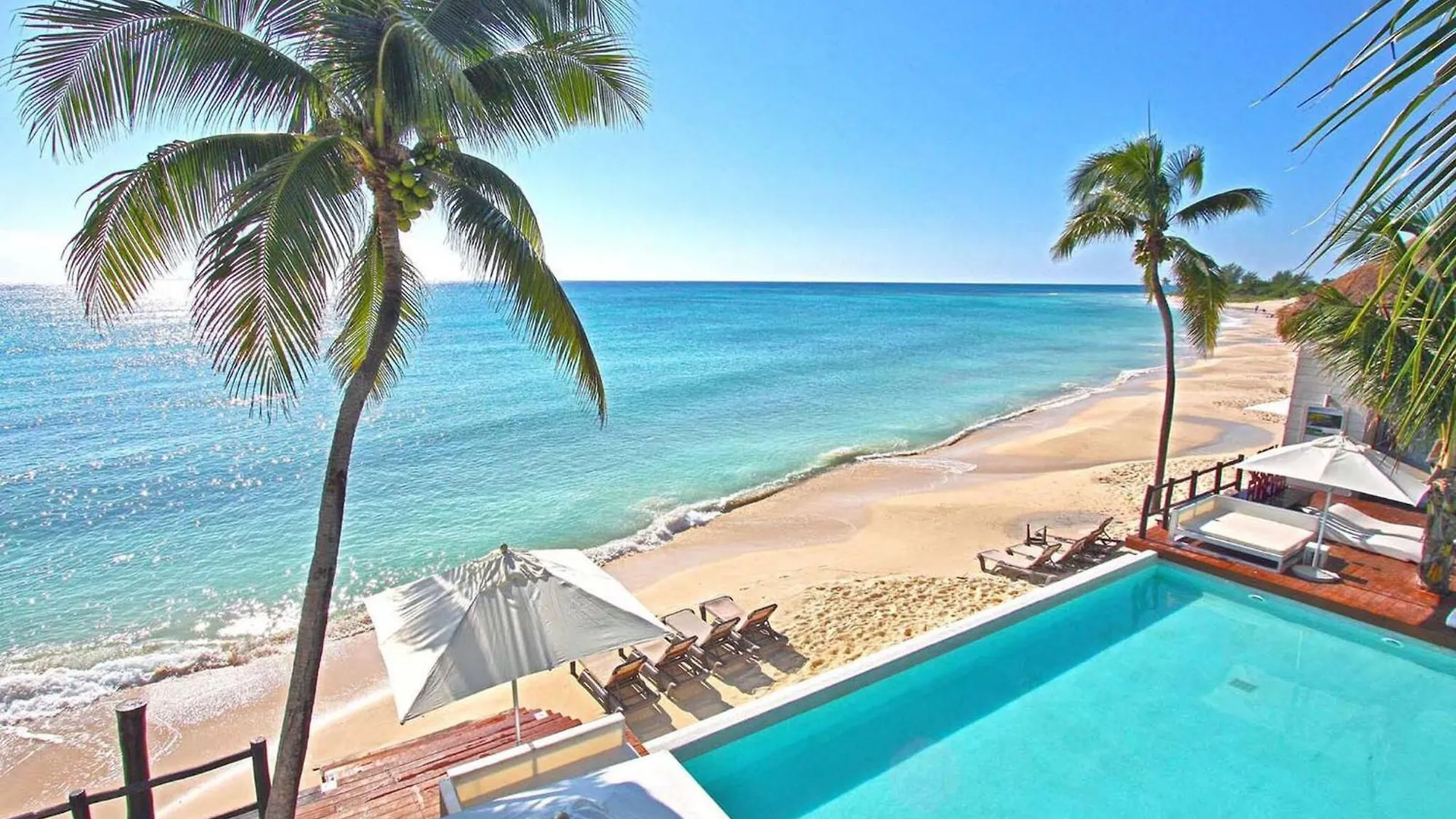 Beachfront Condo With Tub, 3 Bedroom & Pool - At Mareazul Condo Corazon 신데 델 카르멘 0*,  멕시코