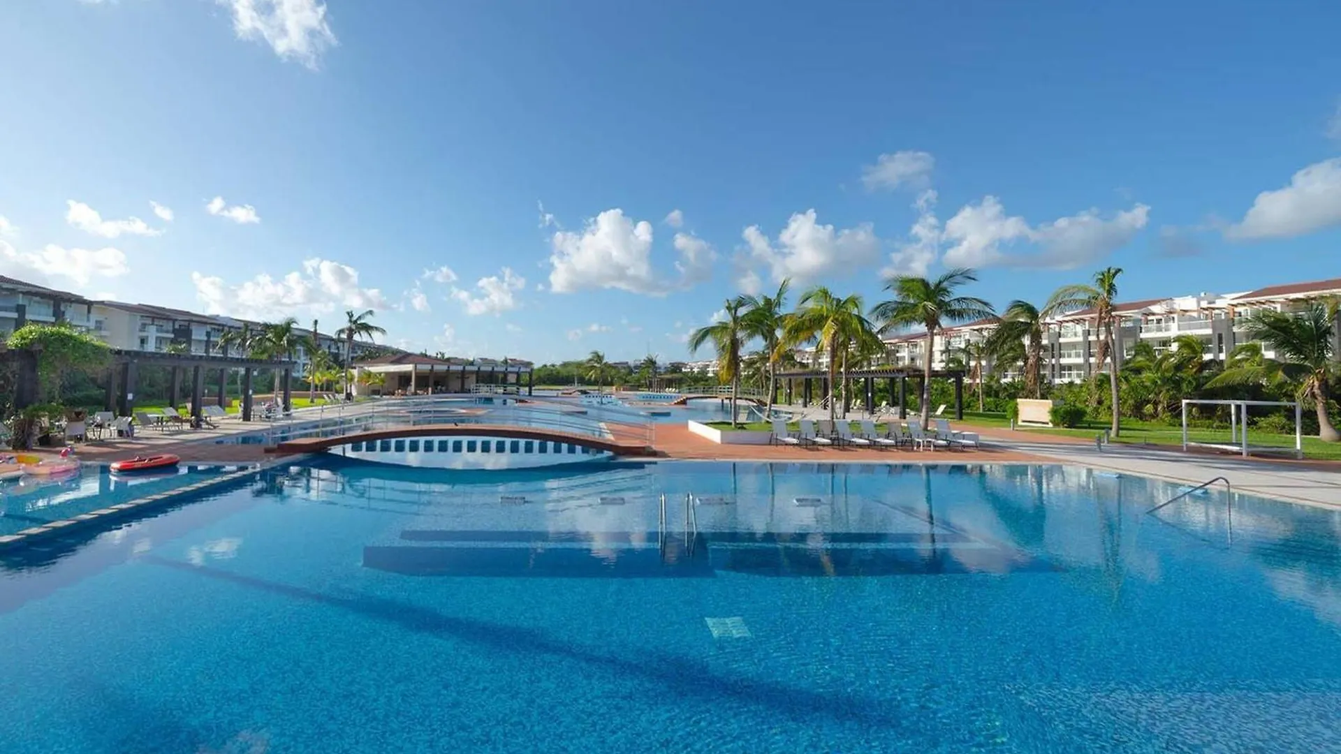 Beachfront Condo With Tub, 3 Bedroom & Pool - At Mareazul Condo Corazon 신데 델 카르멘 펜션