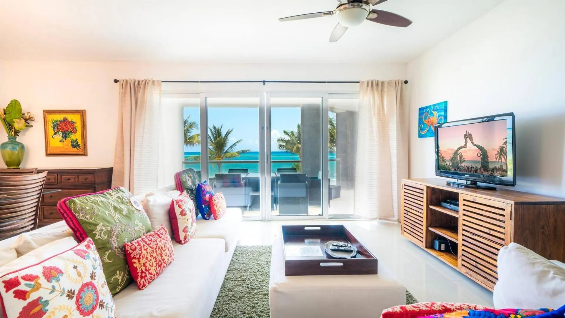 Prázdninový dům Beachfront Condo With Tub, 3 Bedroom & Pool - At Mareazul Condo Corazon Playa del Carmen